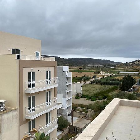 Hillview Duplex Penthouse Lägenhet St. Paul's Bay Exteriör bild